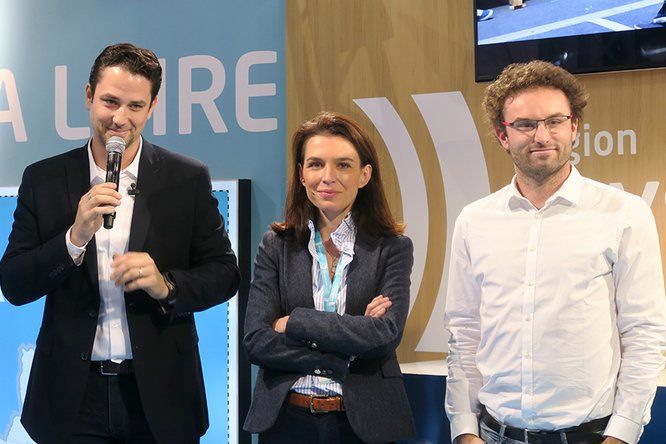 Inauguration stand nautic 2017 par Christelle Morançais, présidente du Conseil régional des Pays de la Loire